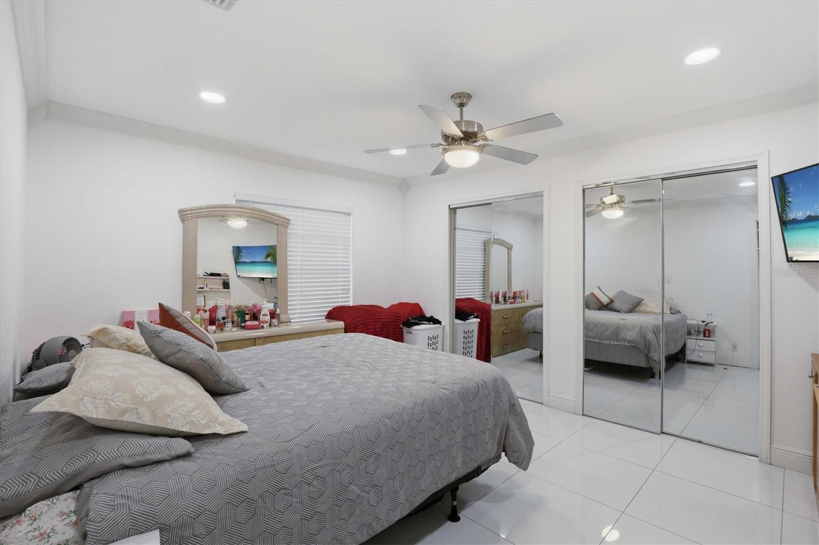 6611 N HALE AVE — photo 43