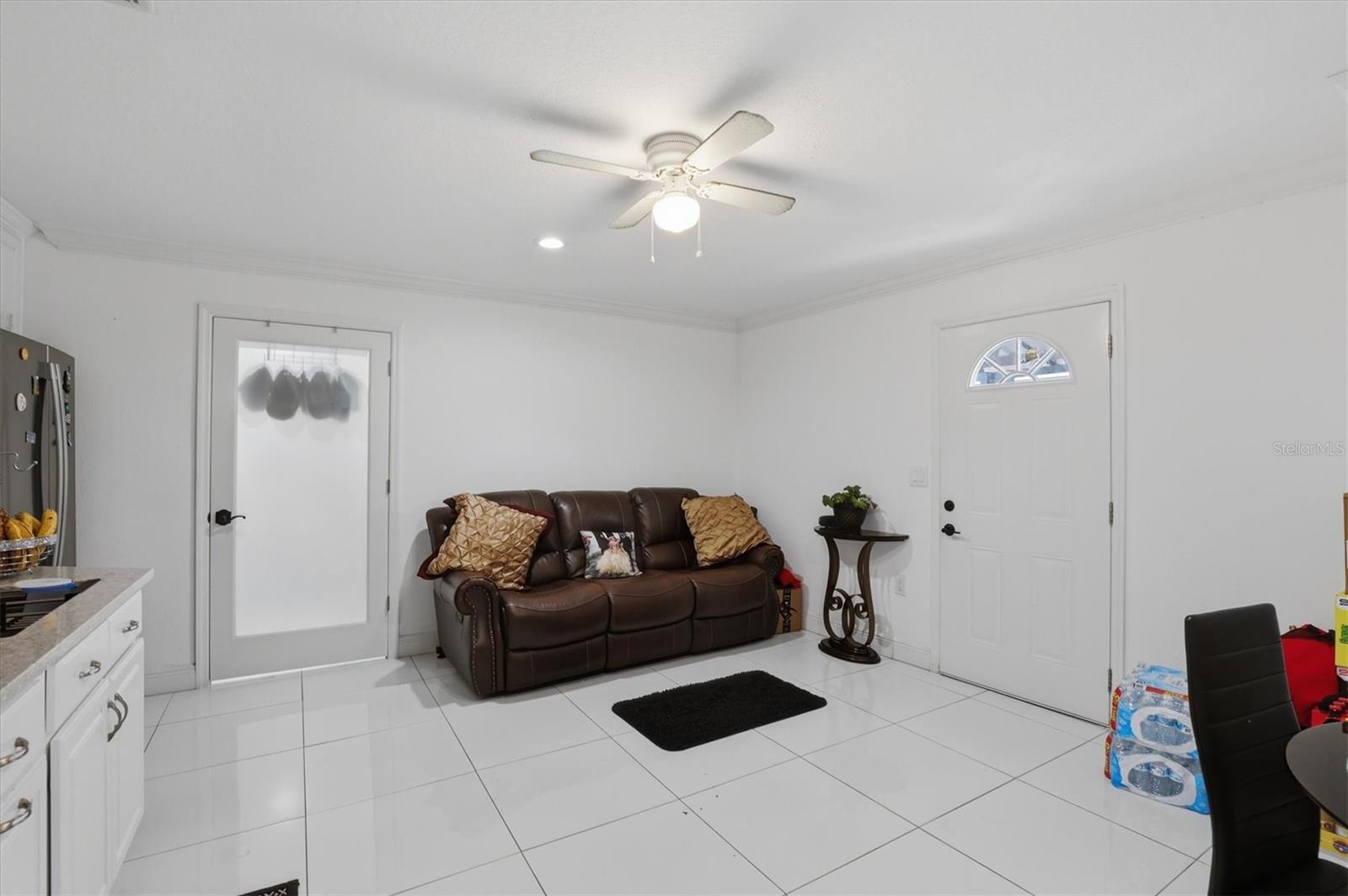 6611 N HALE AVE — photo 41