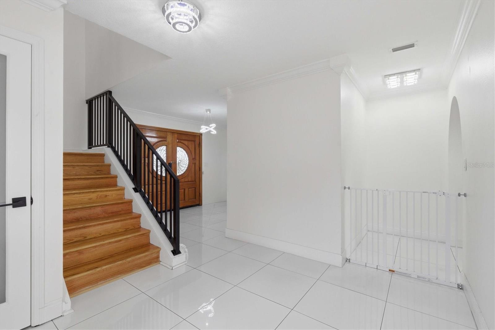 6611 N HALE AVE — photo 11