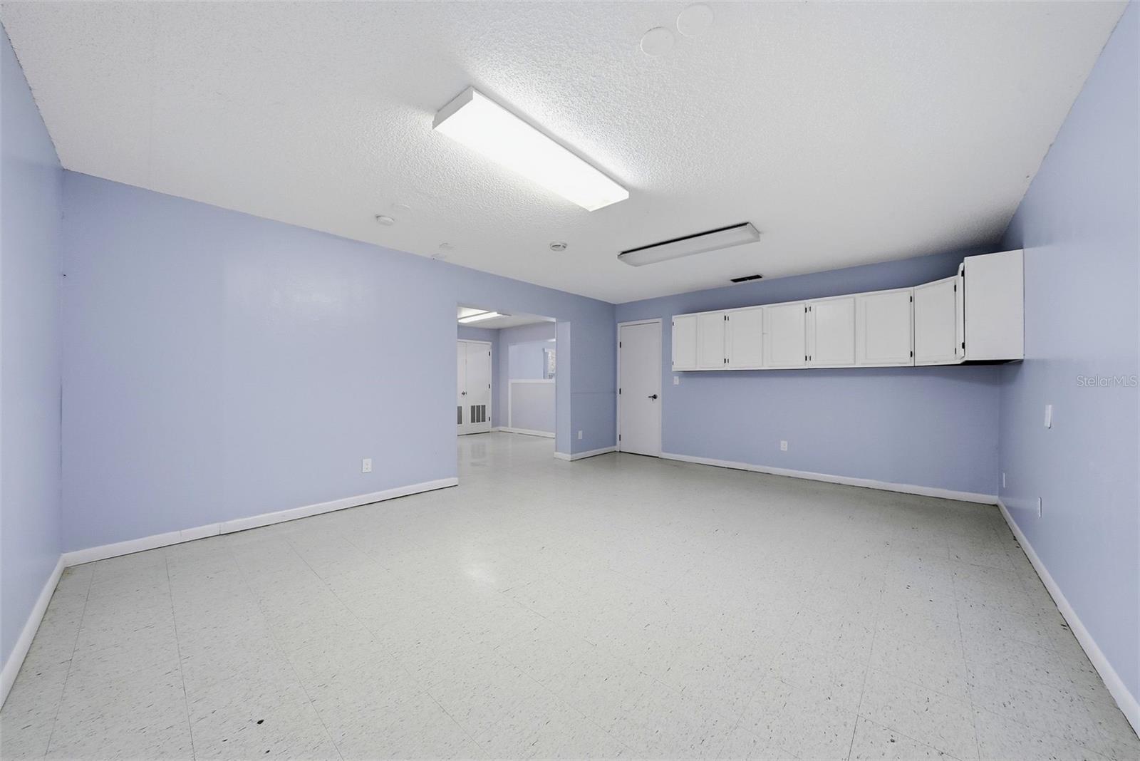 2886 WHITNEY RD — photo 30