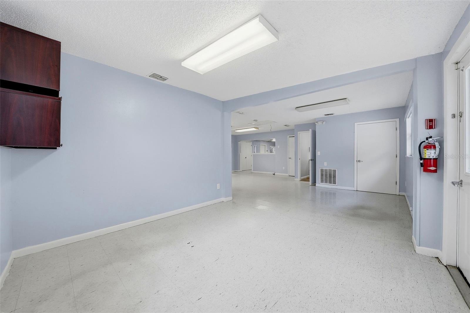 2886 WHITNEY RD — photo 10