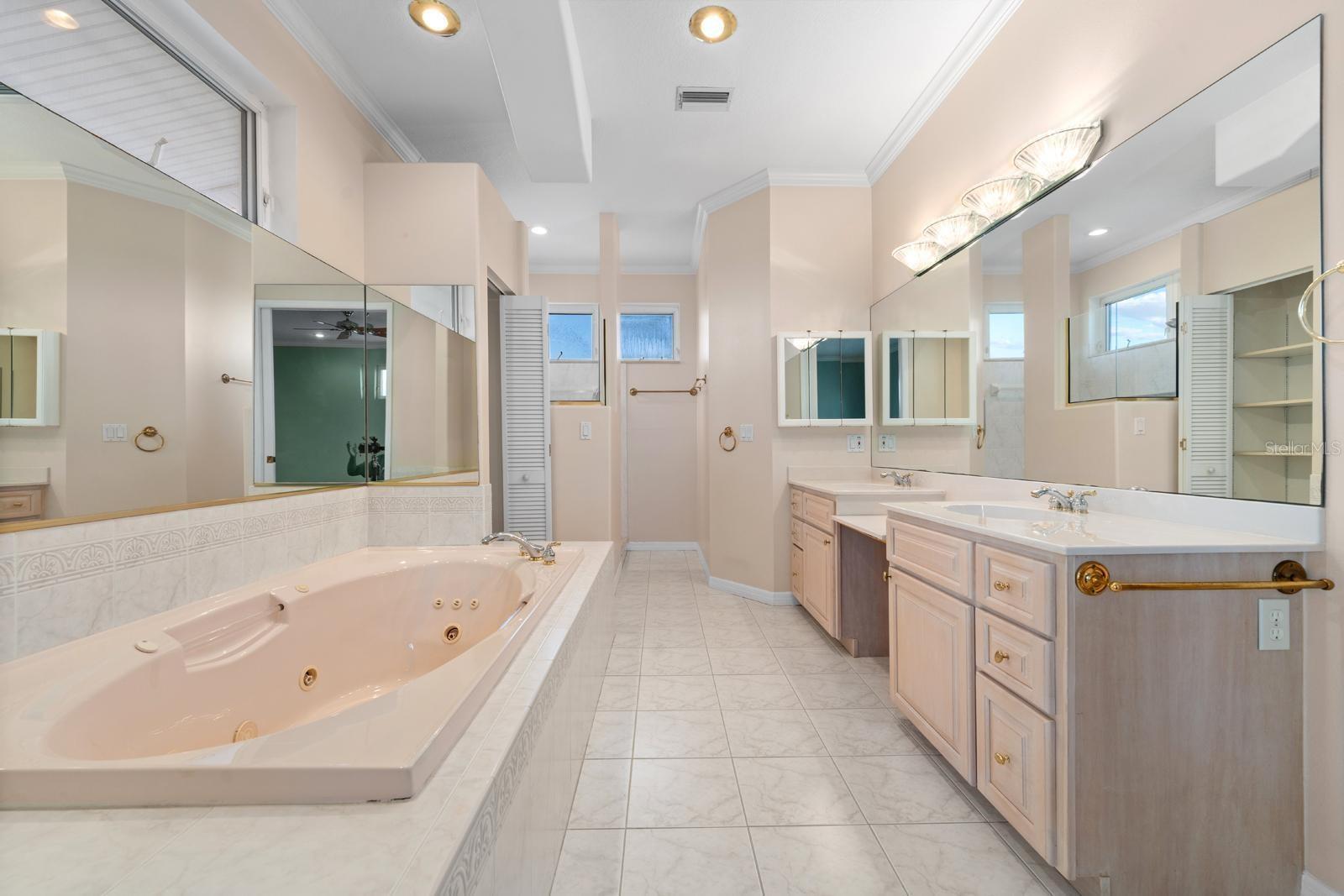921 POINT SEASIDE DR — photo 48
