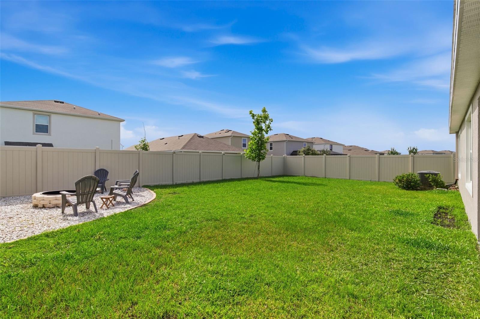 9014 FORGE BREEZE LOOP — photo 46