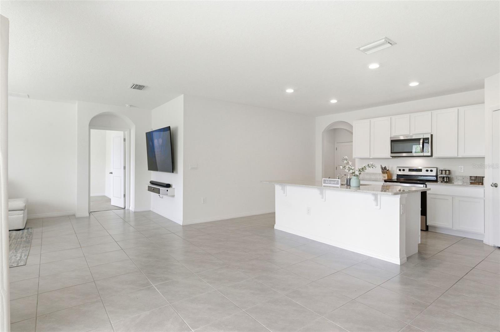 9014 FORGE BREEZE LOOP — photo 31