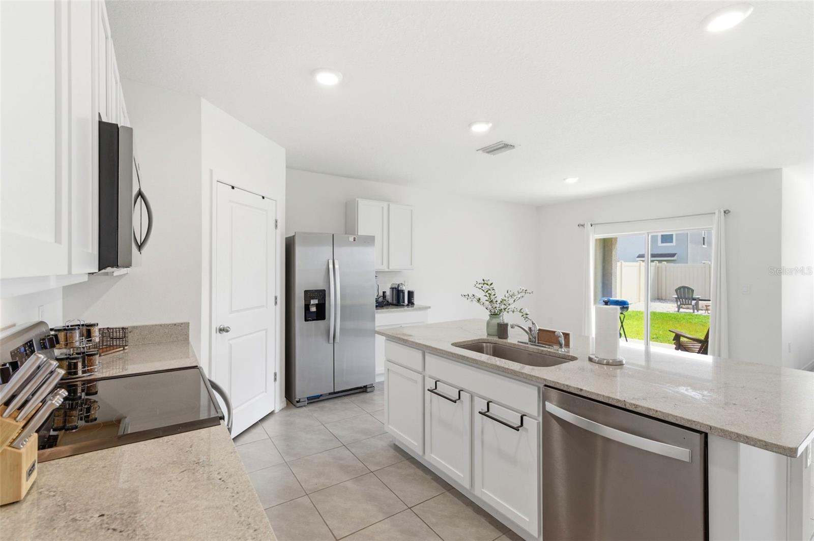 9014 FORGE BREEZE LOOP — photo 20