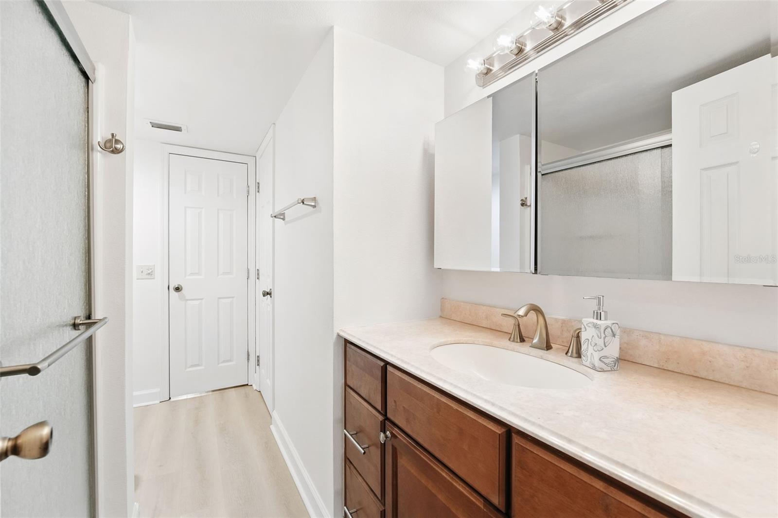 3808 N OAK DR #U31 — photo 16