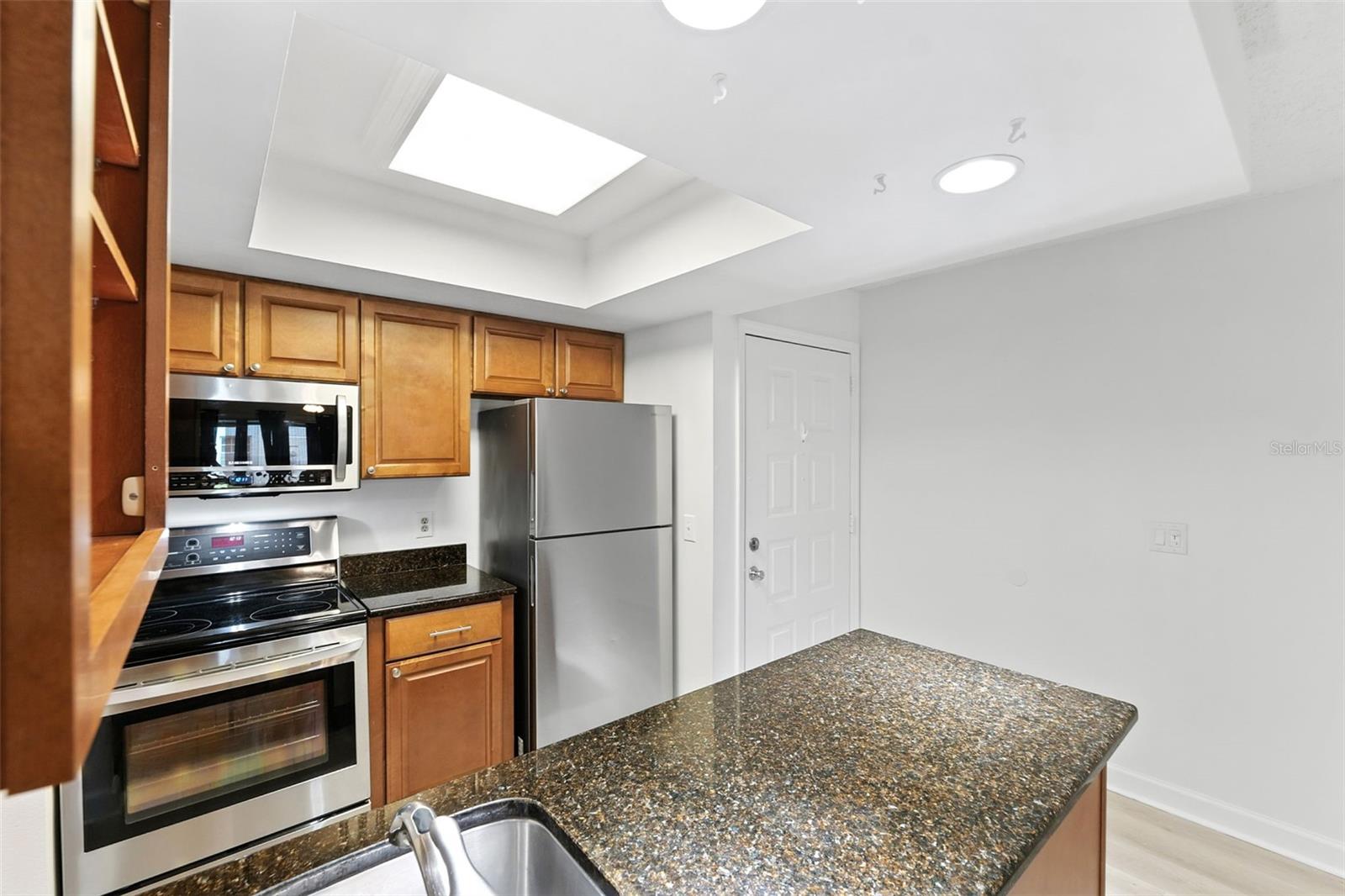 3808 N OAK DR #U31 — photo 6