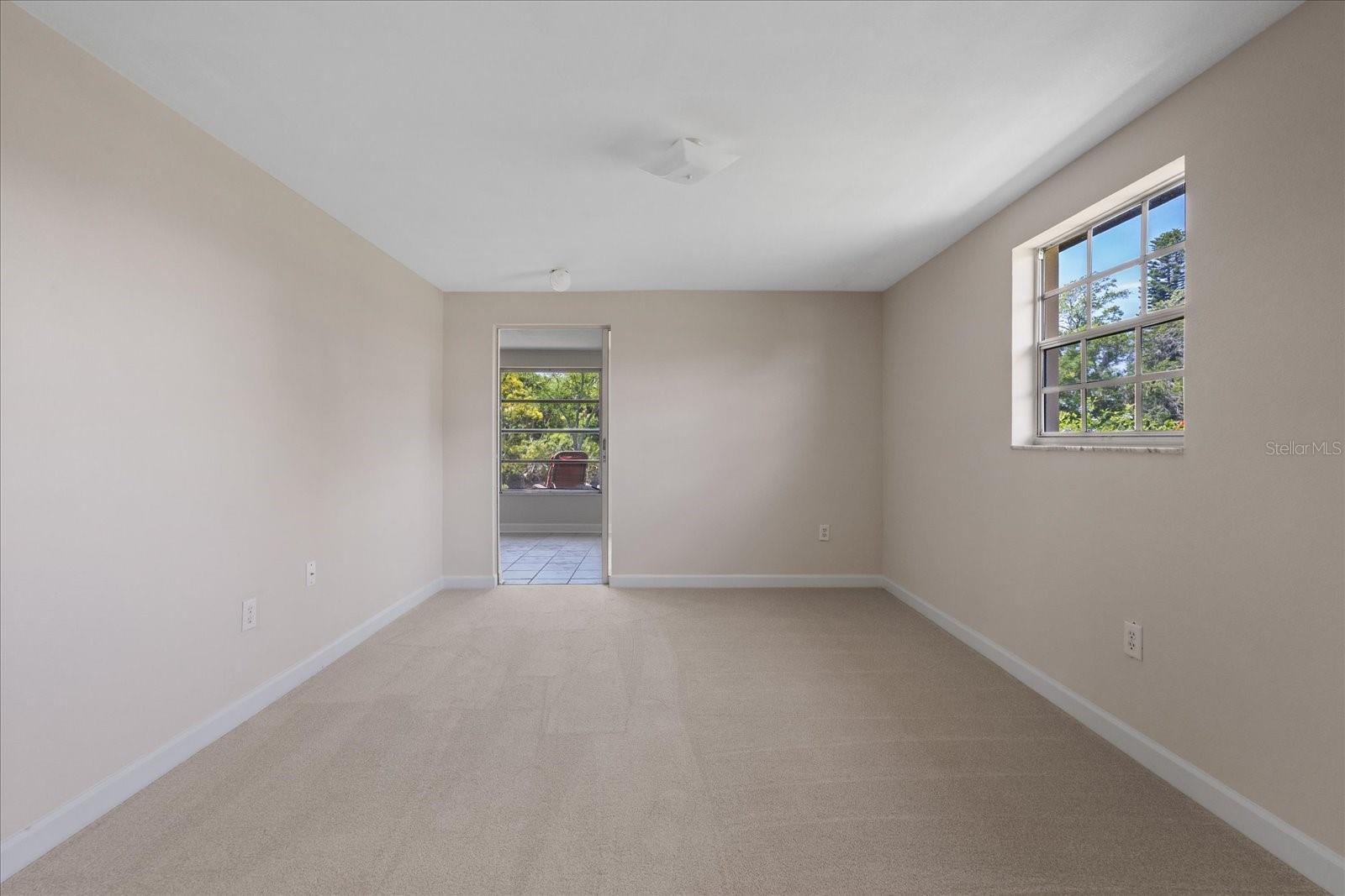 4347 SUMMERSUN DR — photo 27