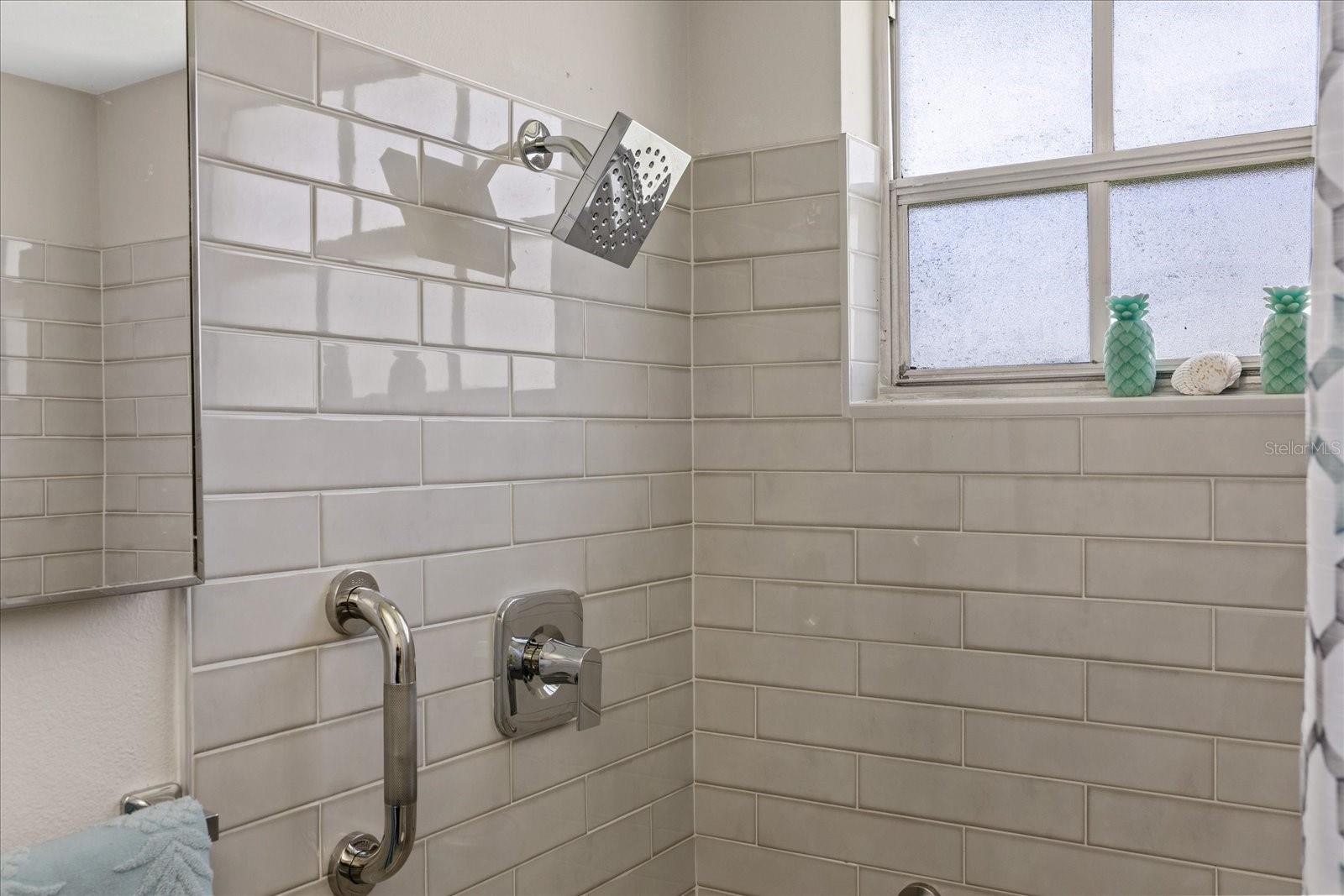 4347 SUMMERSUN DR — photo 28