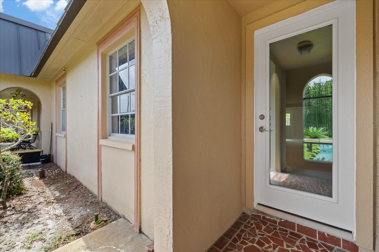 4347 SUMMERSUN DR — photo 2