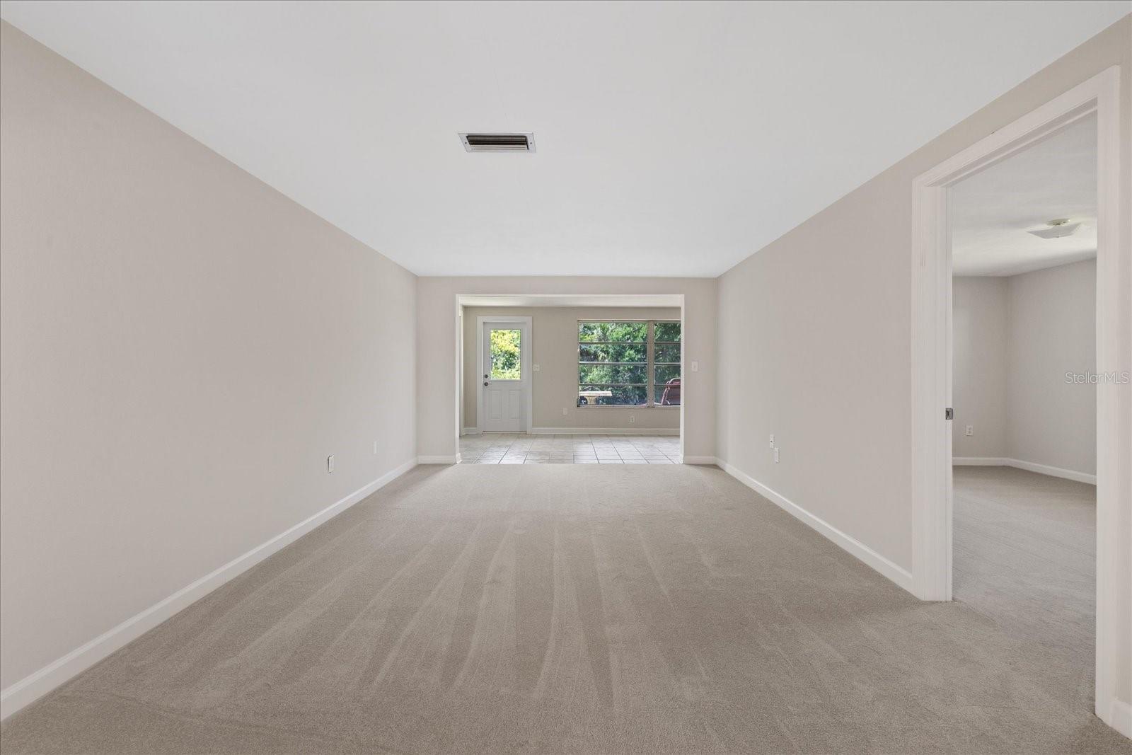 4347 SUMMERSUN DR — photo 23