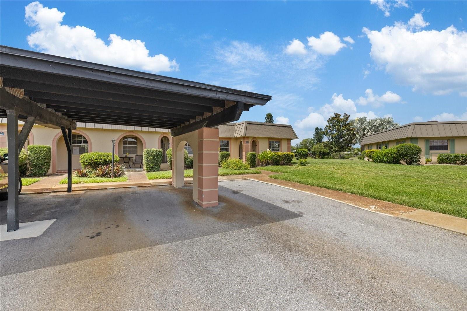 4347 SUMMERSUN DR — photo 36