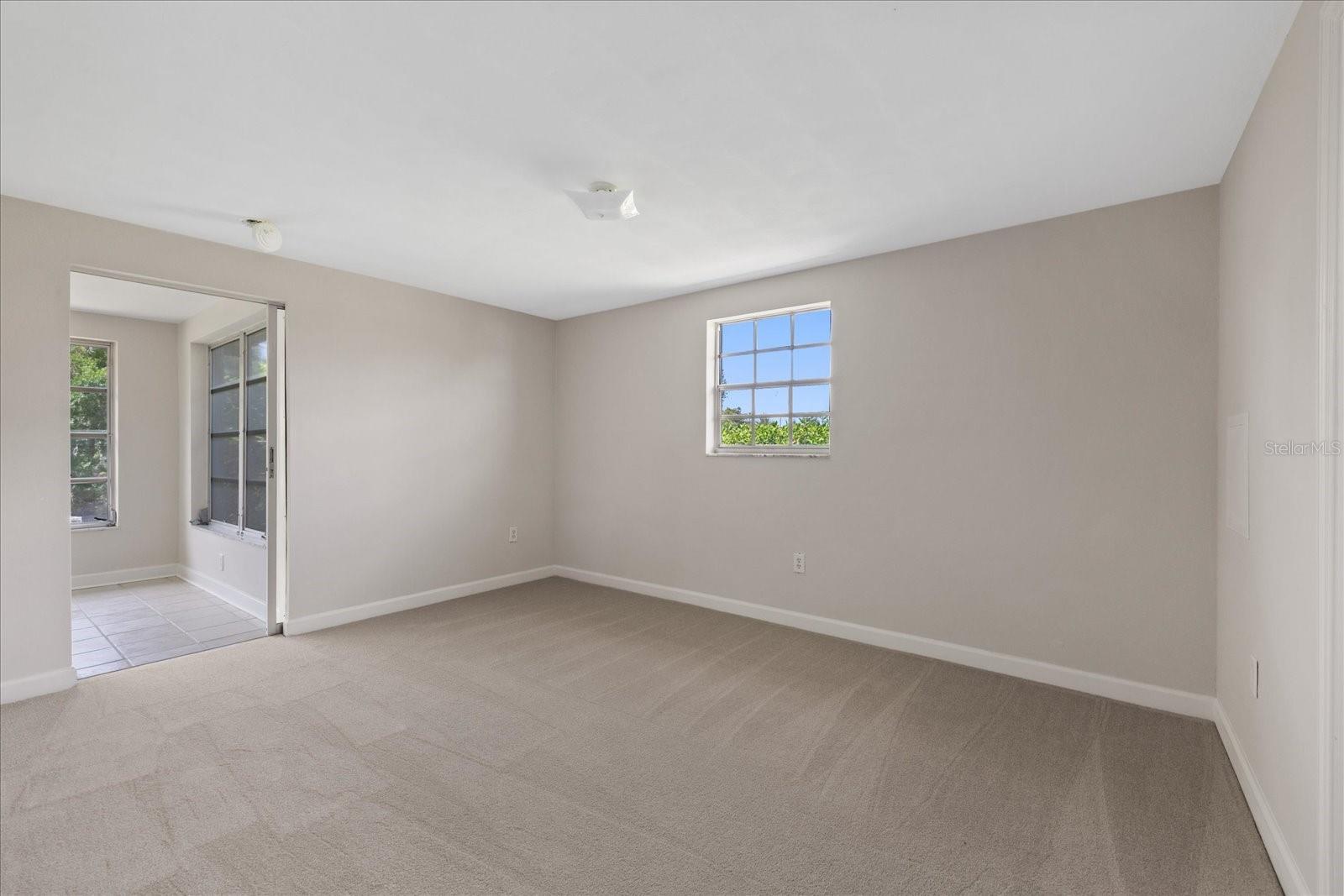 4347 SUMMERSUN DR — photo 25