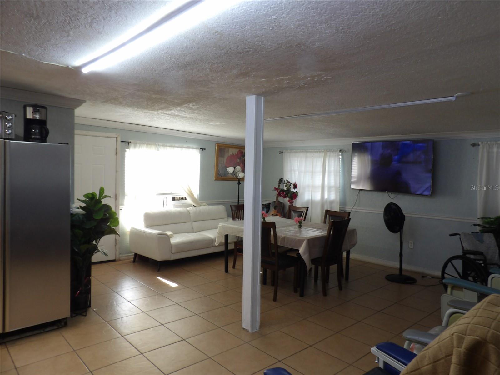 6521 W HANNA AVE — photo 11