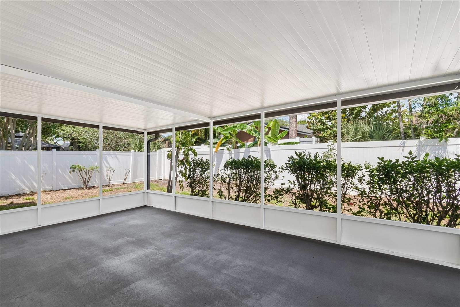 6003 TAMPA SHORES BLVD — photo 18