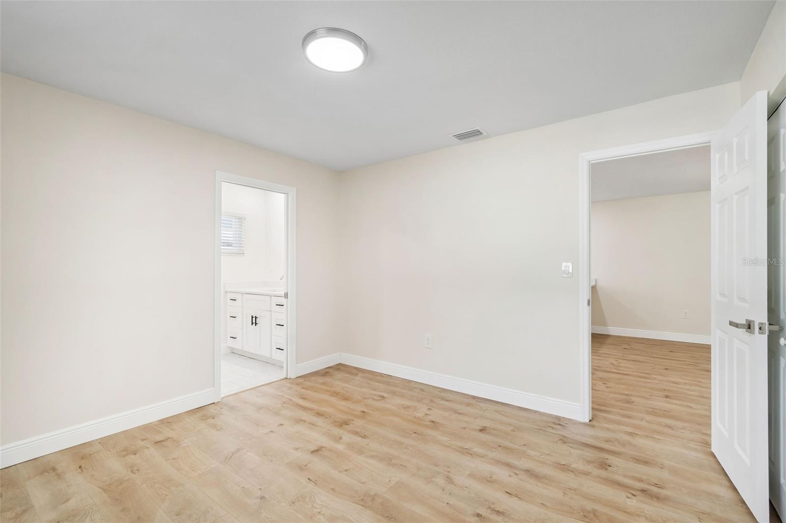 6003 TAMPA SHORES BLVD — photo 9