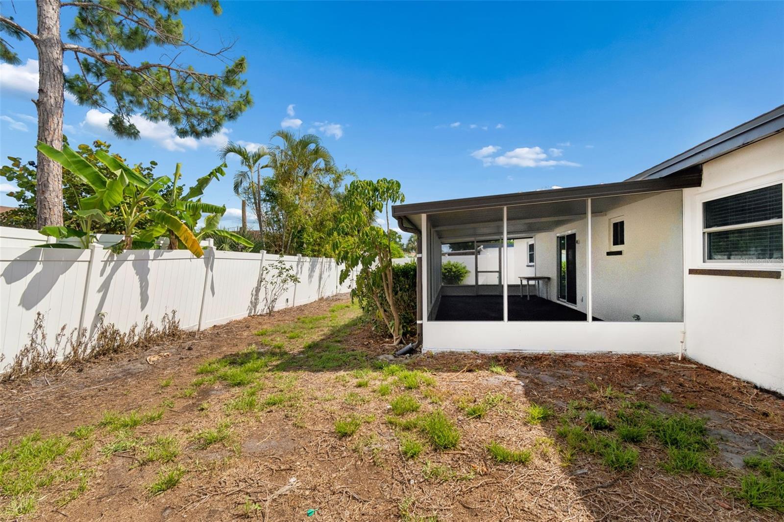 6003 TAMPA SHORES BLVD — photo 15