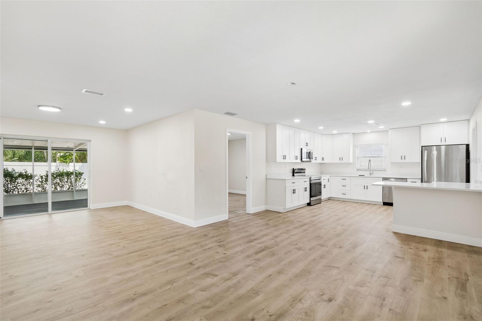 6003 TAMPA SHORES BLVD — photo 44