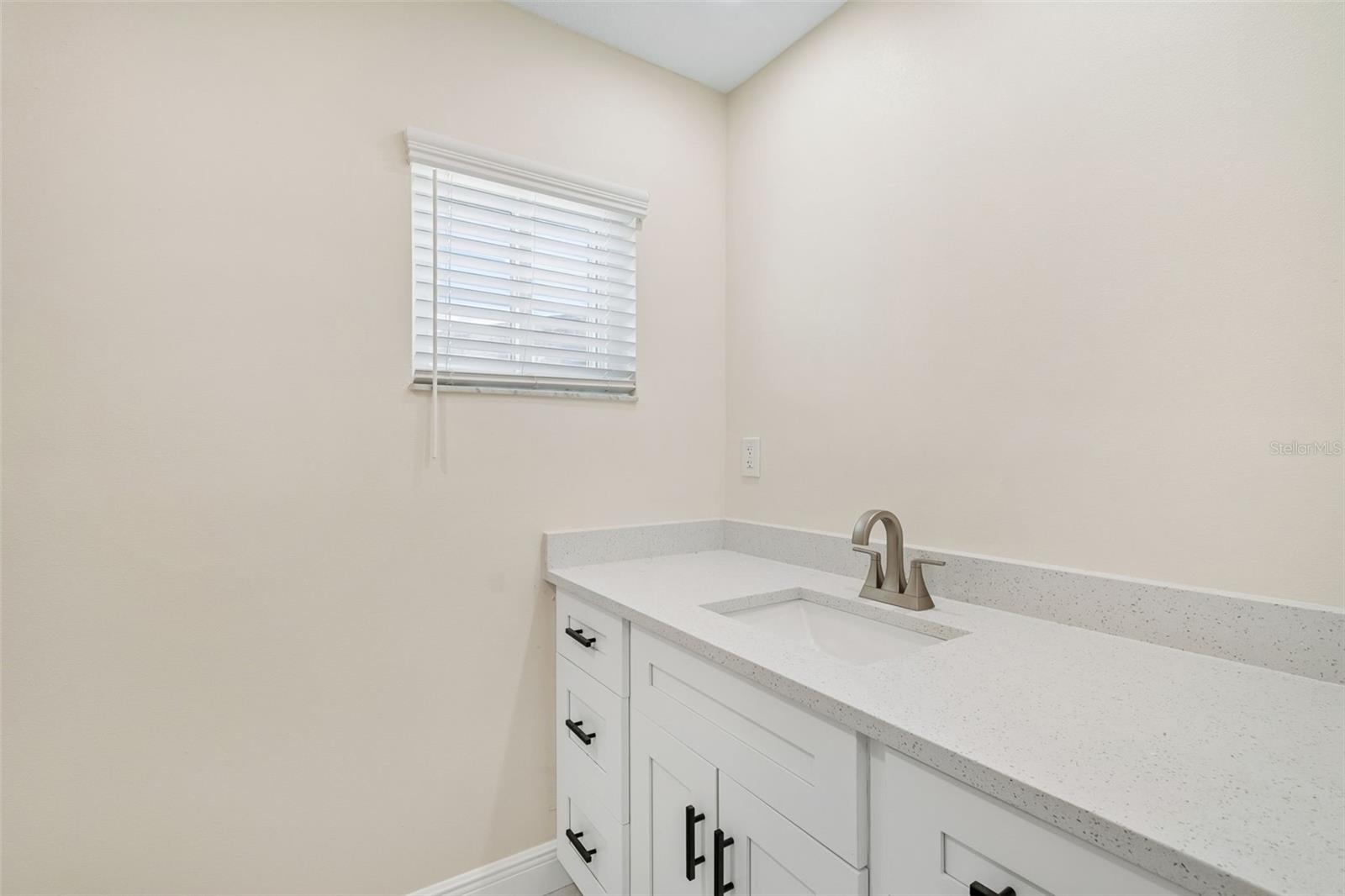 6003 TAMPA SHORES BLVD — photo 8