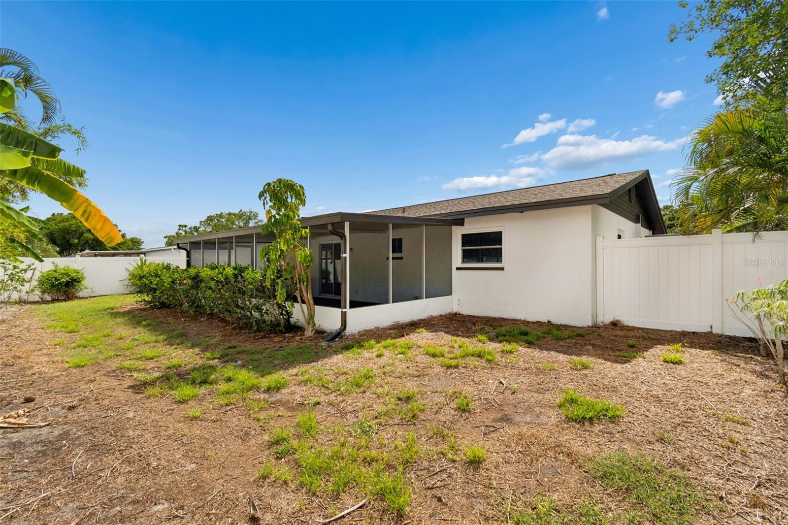 6003 TAMPA SHORES BLVD — photo 16