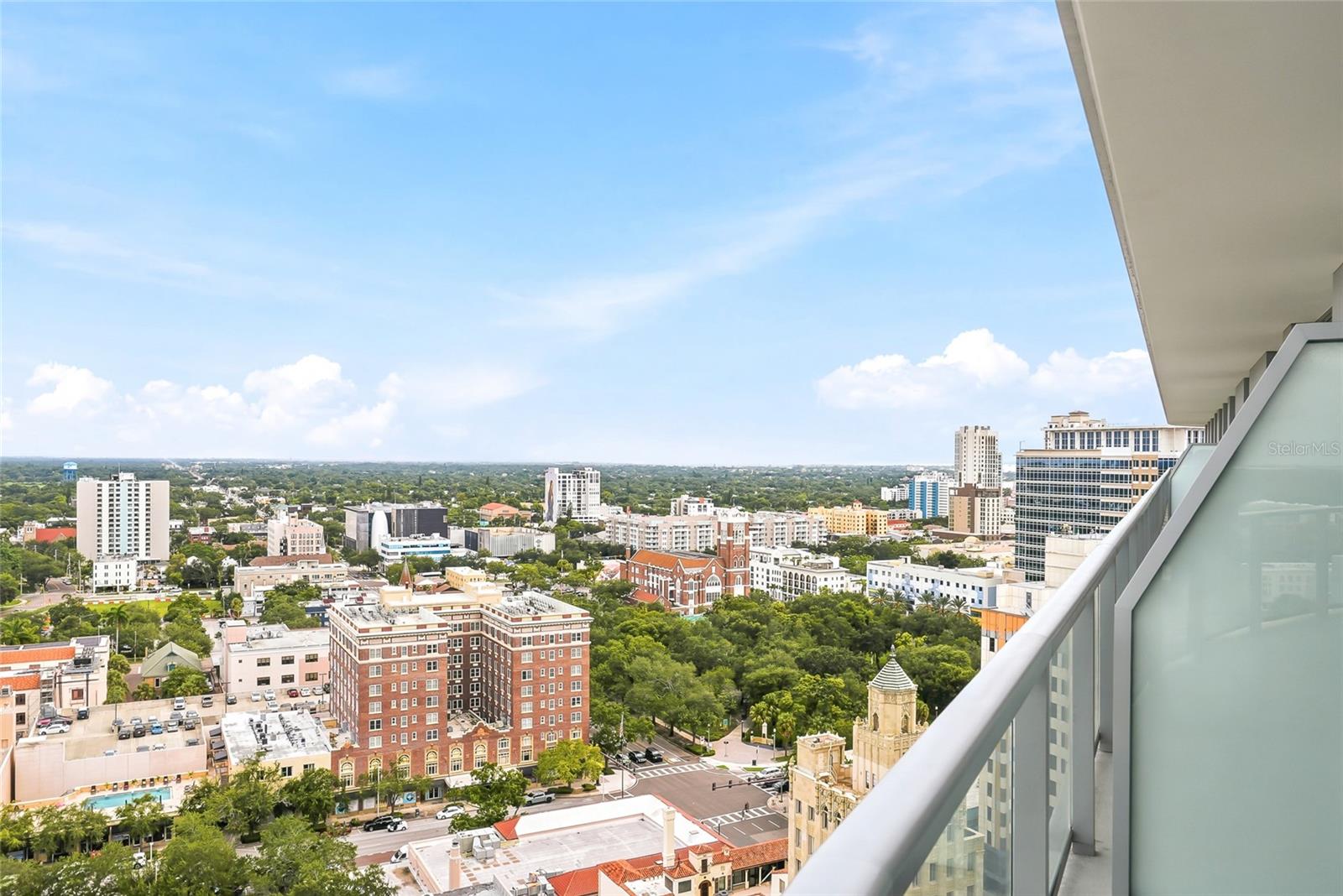 400 CENTRAL AVE #1901 — photo 36
