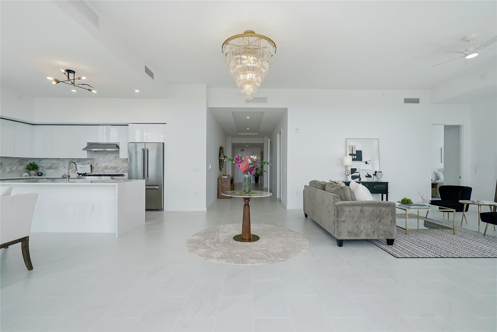 400 CENTRAL AVE #1901 — photo 12