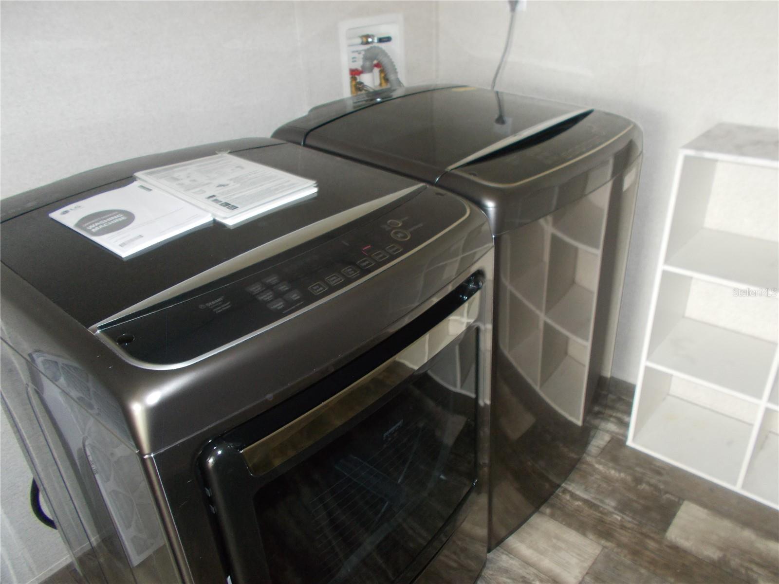 6803 AMOKO CT — photo 37