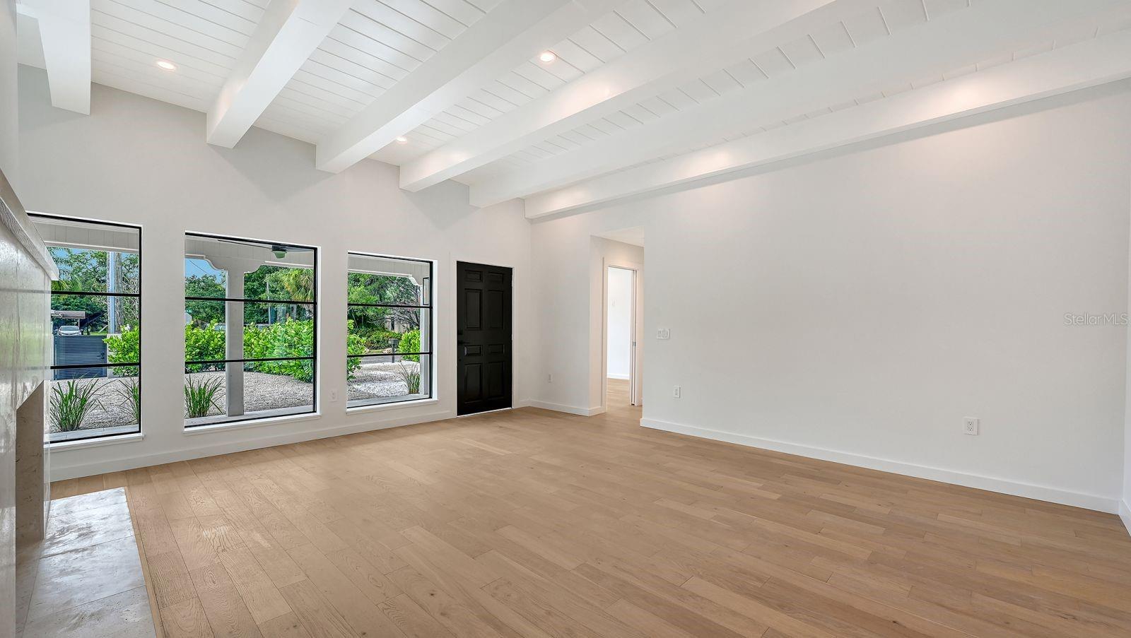 1041 INDIAN BEACH DR — photo 8