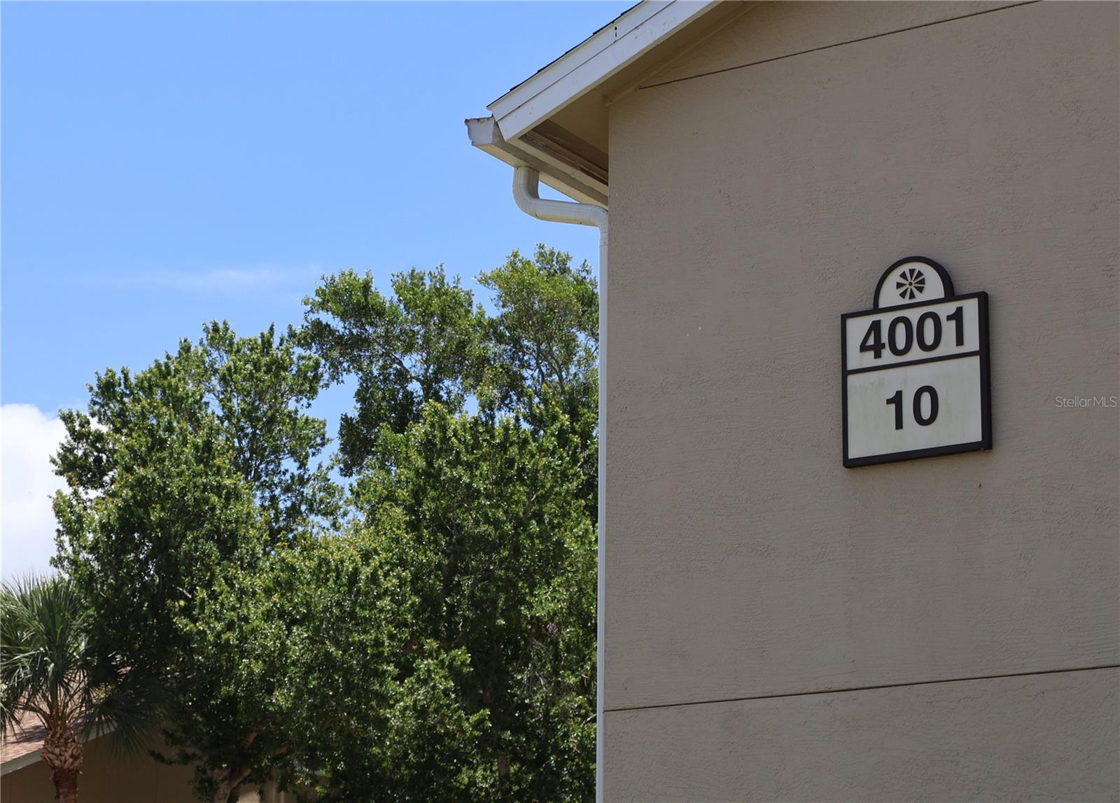 4001 CROCKERS LAKE BLVD #21 — photo 6