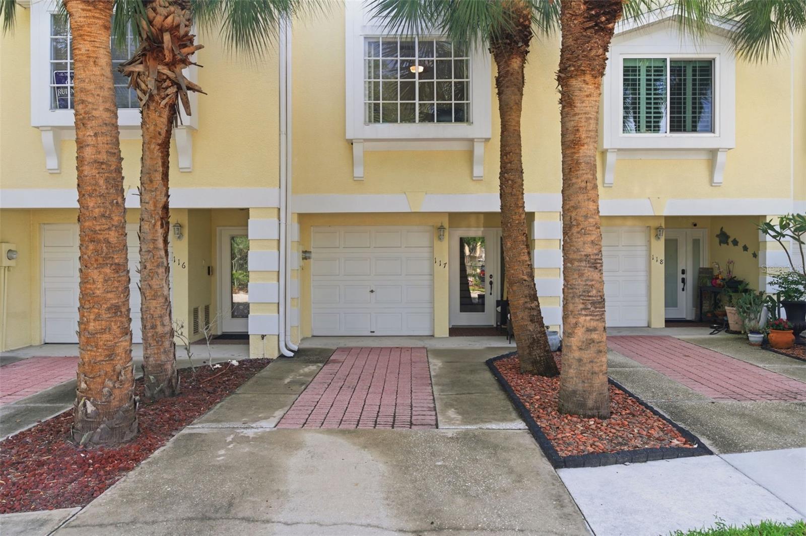 117 BRENT CIR — photo 2