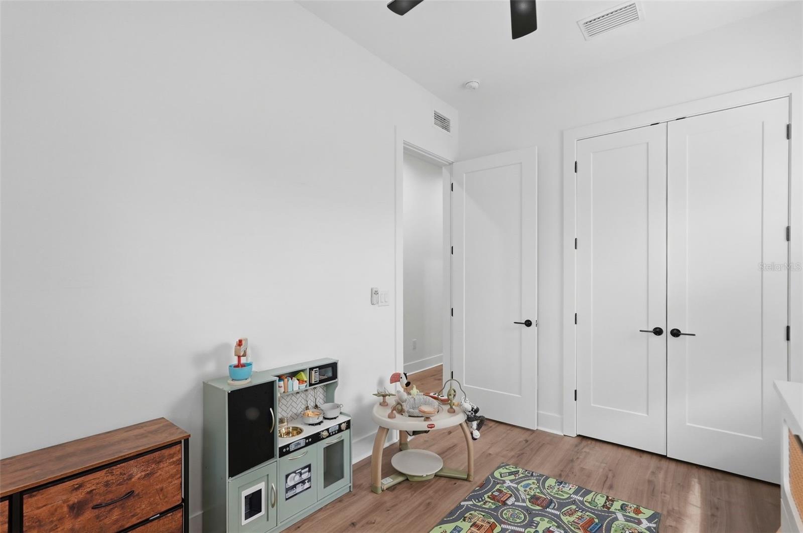 1727 MARYLAND AVE NE — photo 37