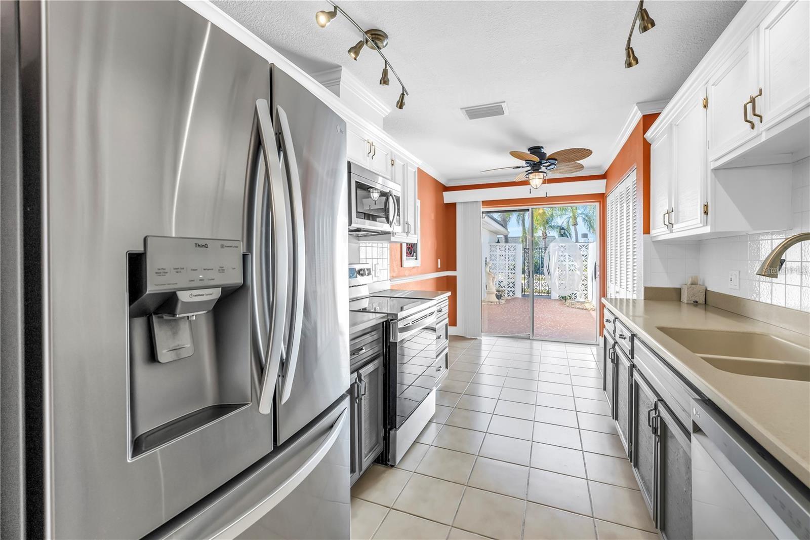 93 BOCA CIEGA POINT BLVD N #93 — photo 25