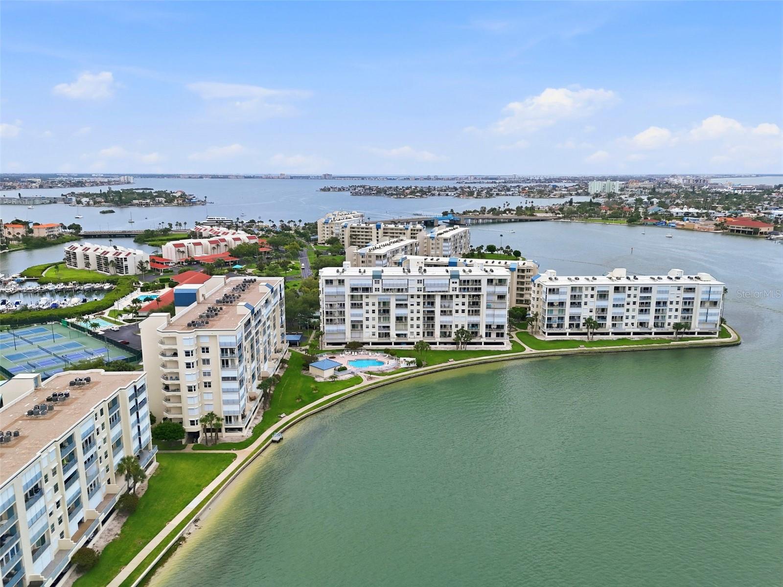 7932 SAILBOAT KEY BLVD S #701 — photo 27