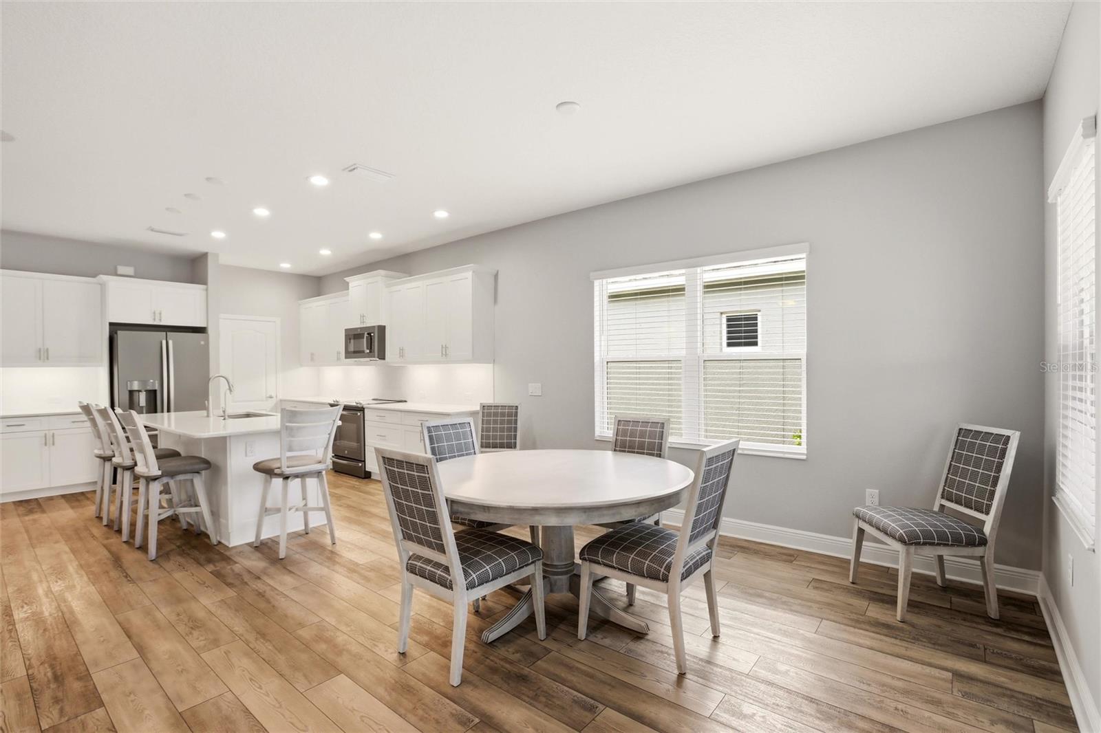7545 RIDGELAKE CIR — photo 11