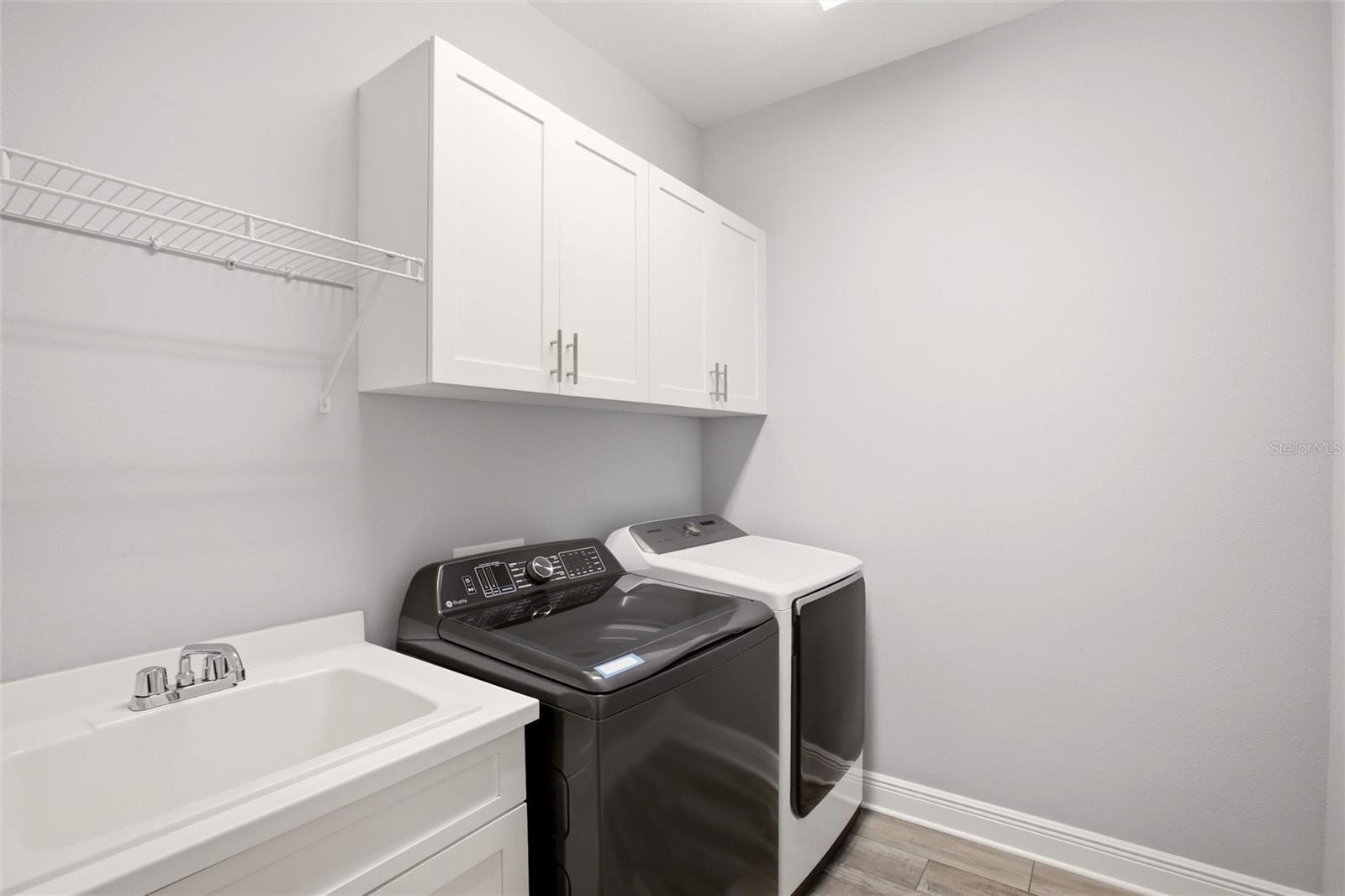 7545 RIDGELAKE CIR — photo 45