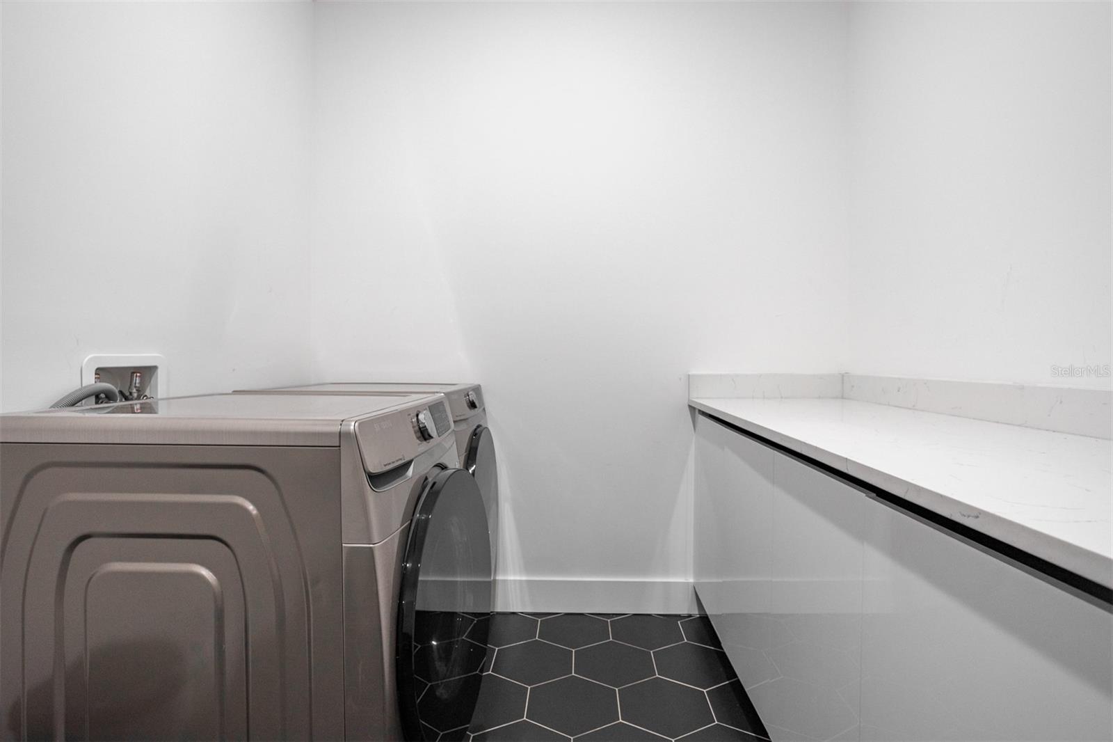 3306 W VAN BUREN DR — photo 31