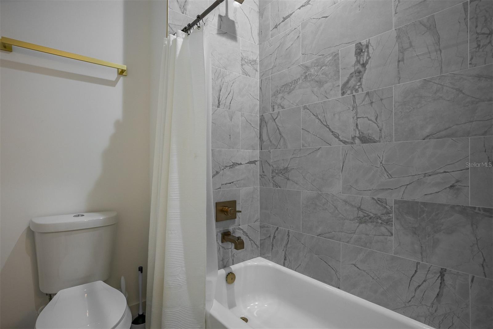 3306 W VAN BUREN DR — photo 26