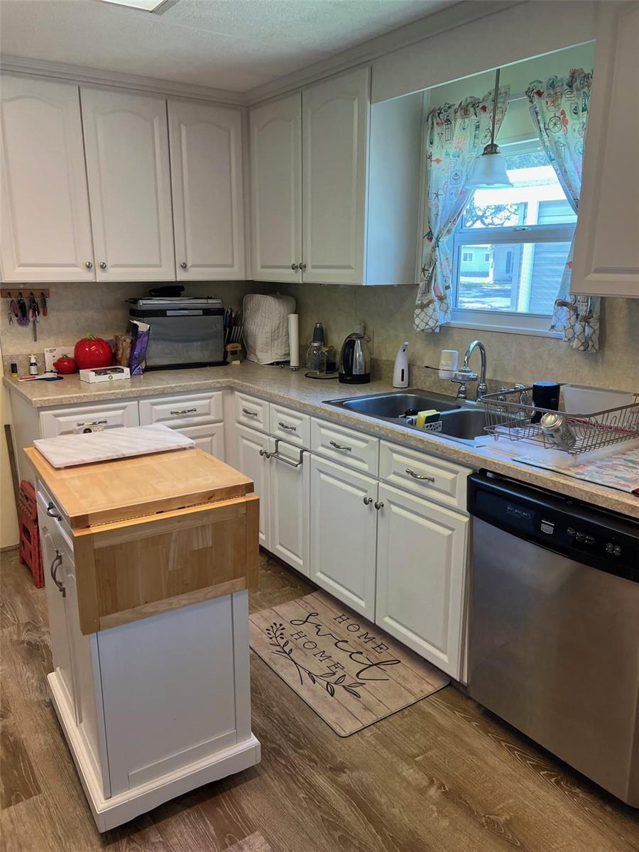 55 PALM FOREST DR — photo 10