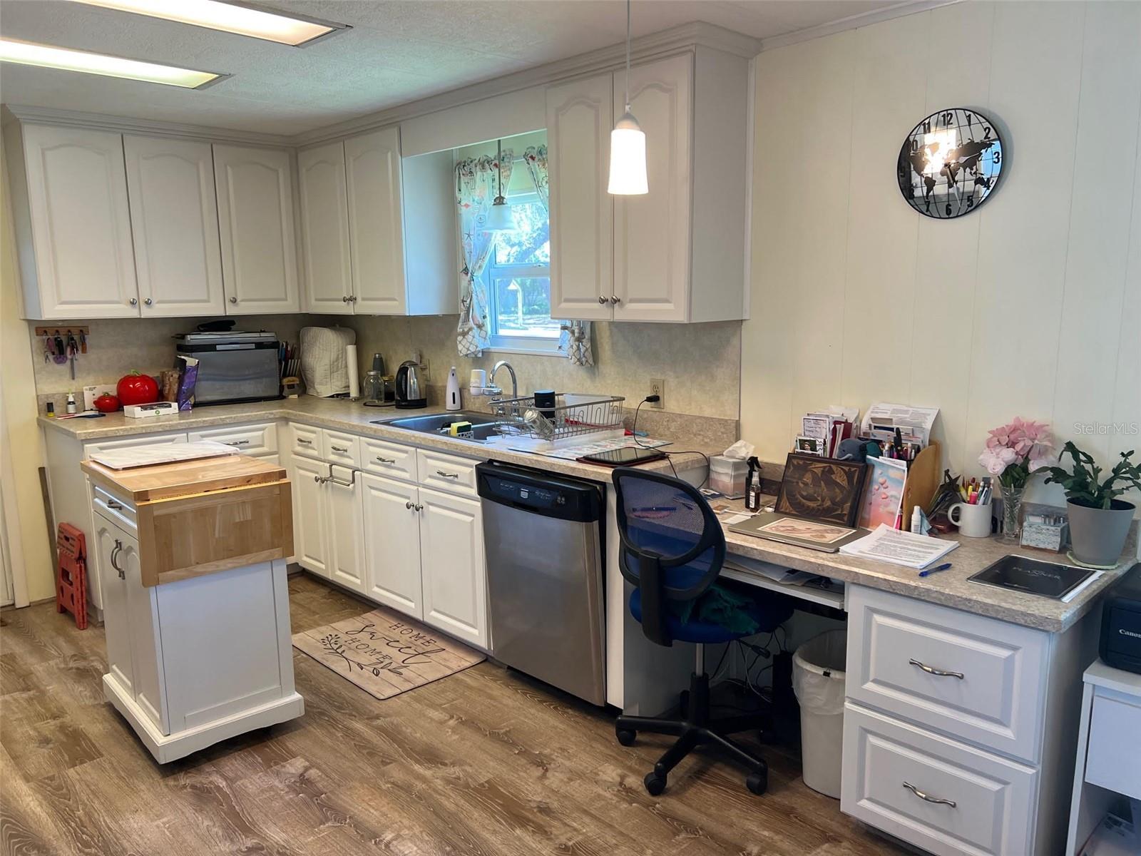 55 PALM FOREST DR — photo 8