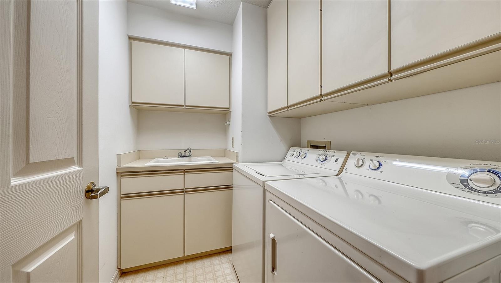 3374 W CHELMSFORD CT #9 — photo 19