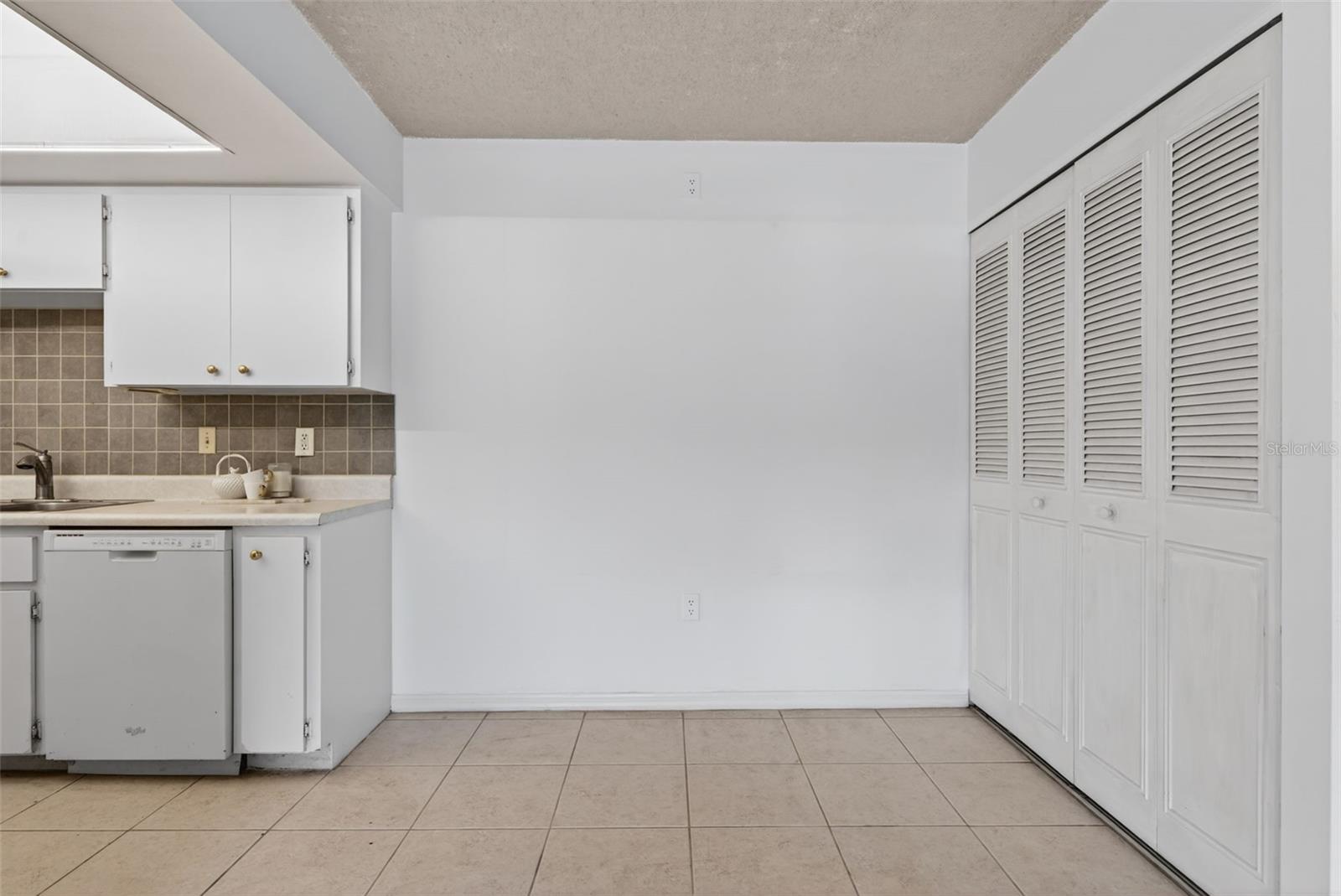 5800 HOLLYWOOD BLVD #112 — photo 11