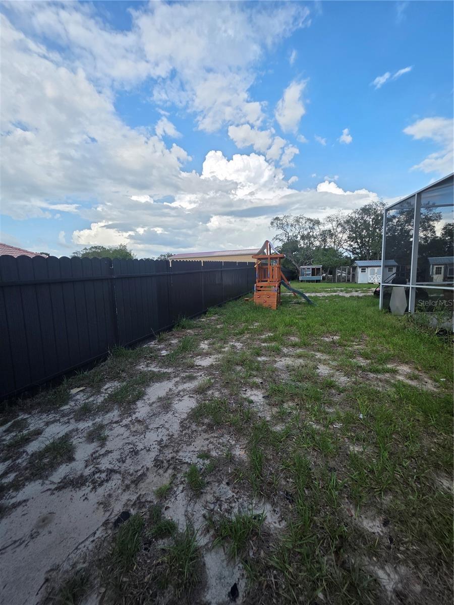 17820 MONTEVERDE DR — photo 35