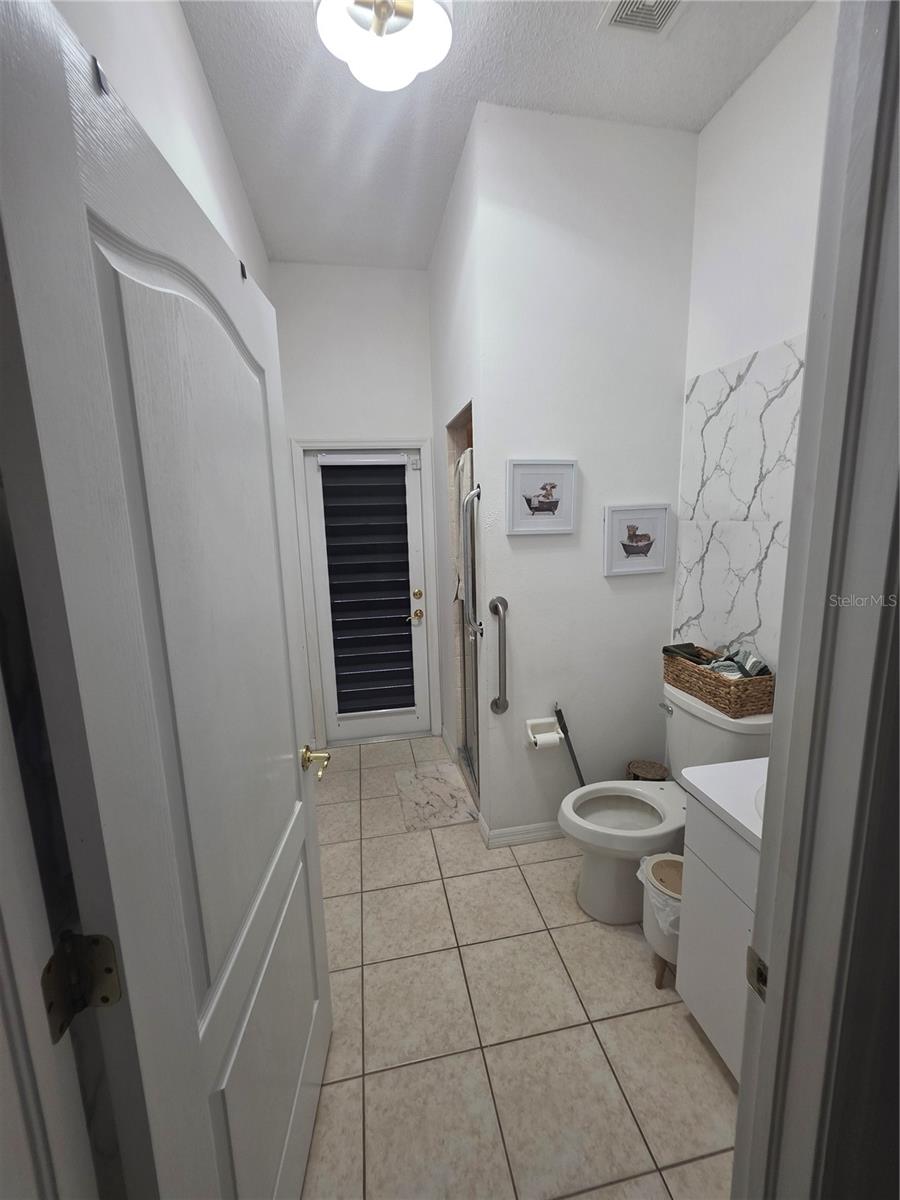 17820 MONTEVERDE DR — photo 18