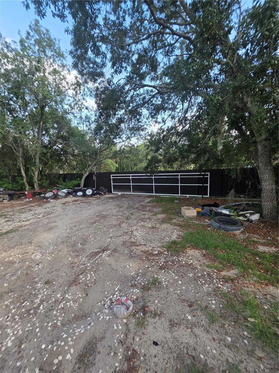 17820 MONTEVERDE DR — photo 44
