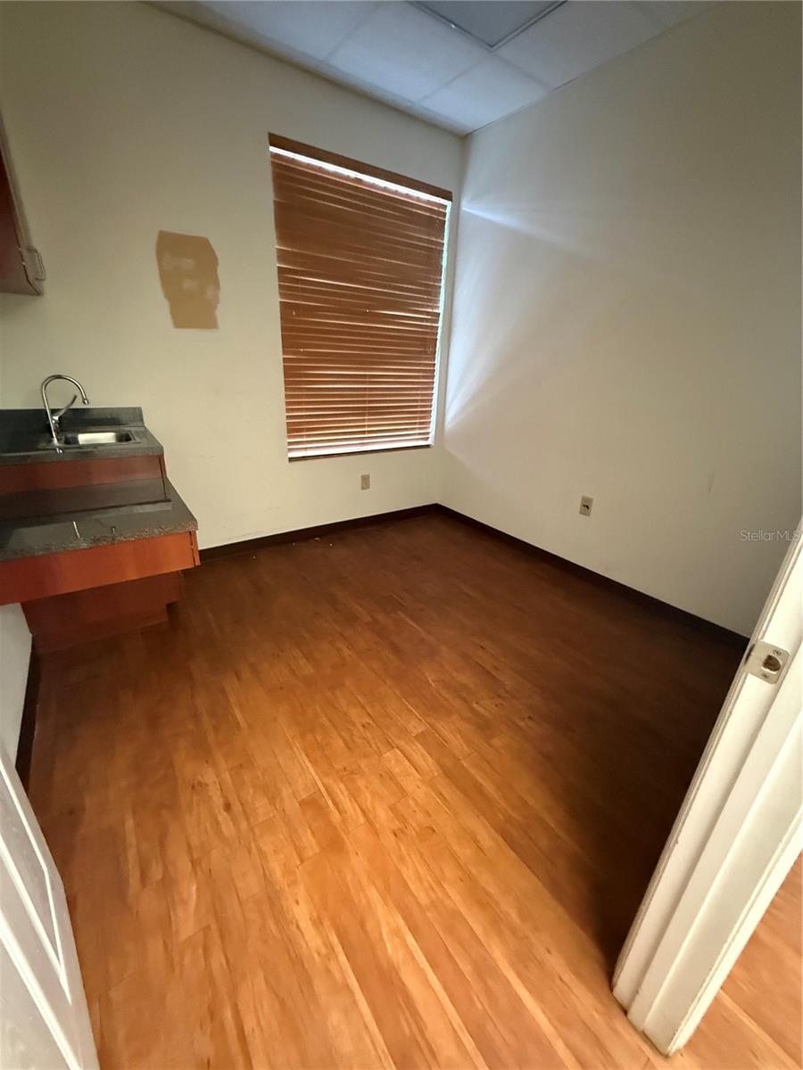 13045 SUMMERFIELD SQUARE DR — photo 14