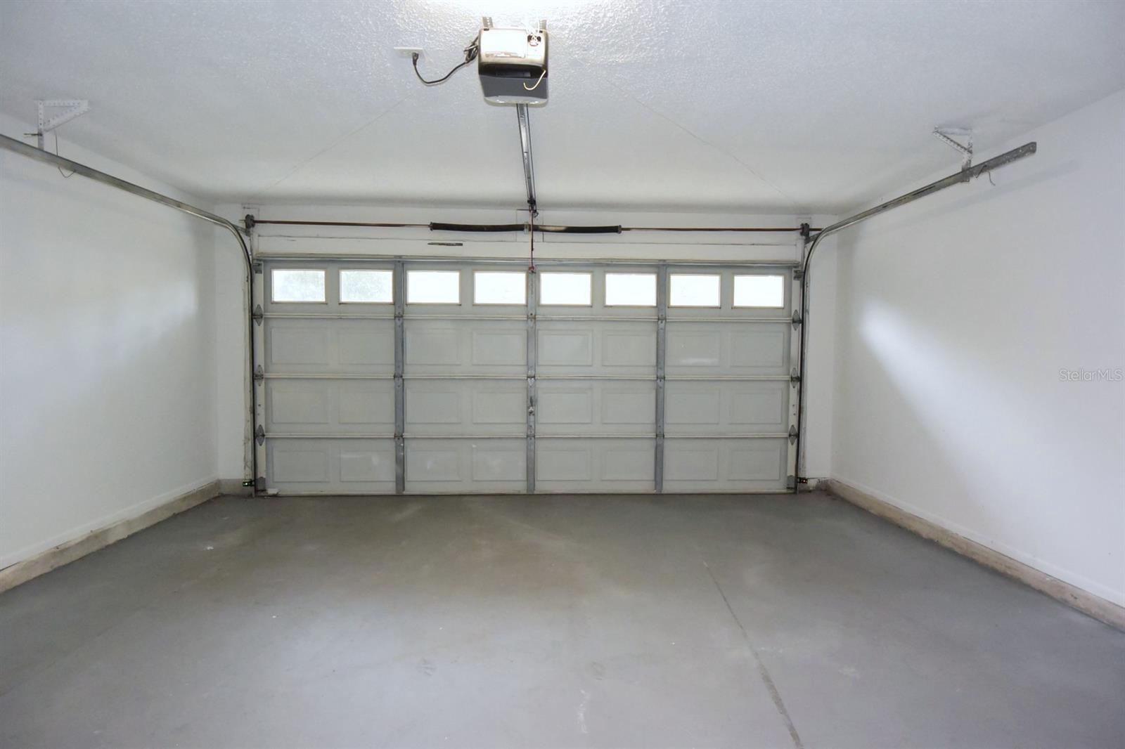 1672 COUNTRYWOOD ST — photo 22