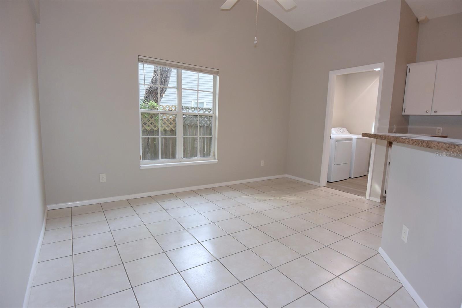 1672 COUNTRYWOOD ST — photo 18