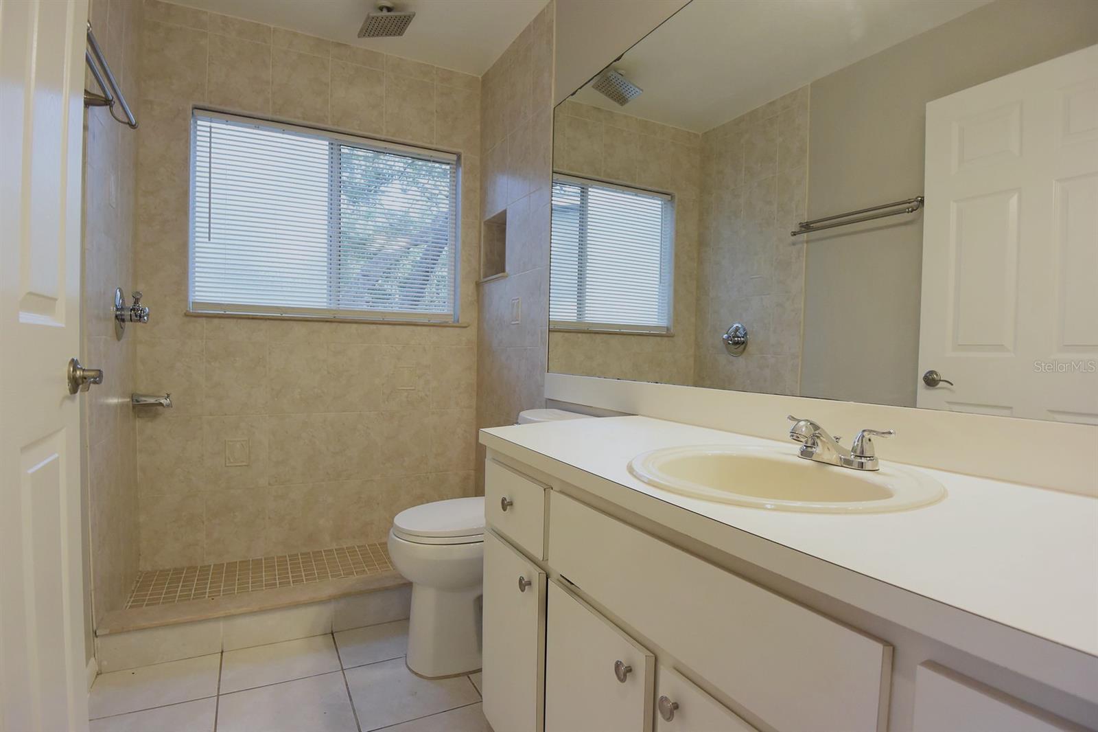 1672 COUNTRYWOOD ST — photo 31