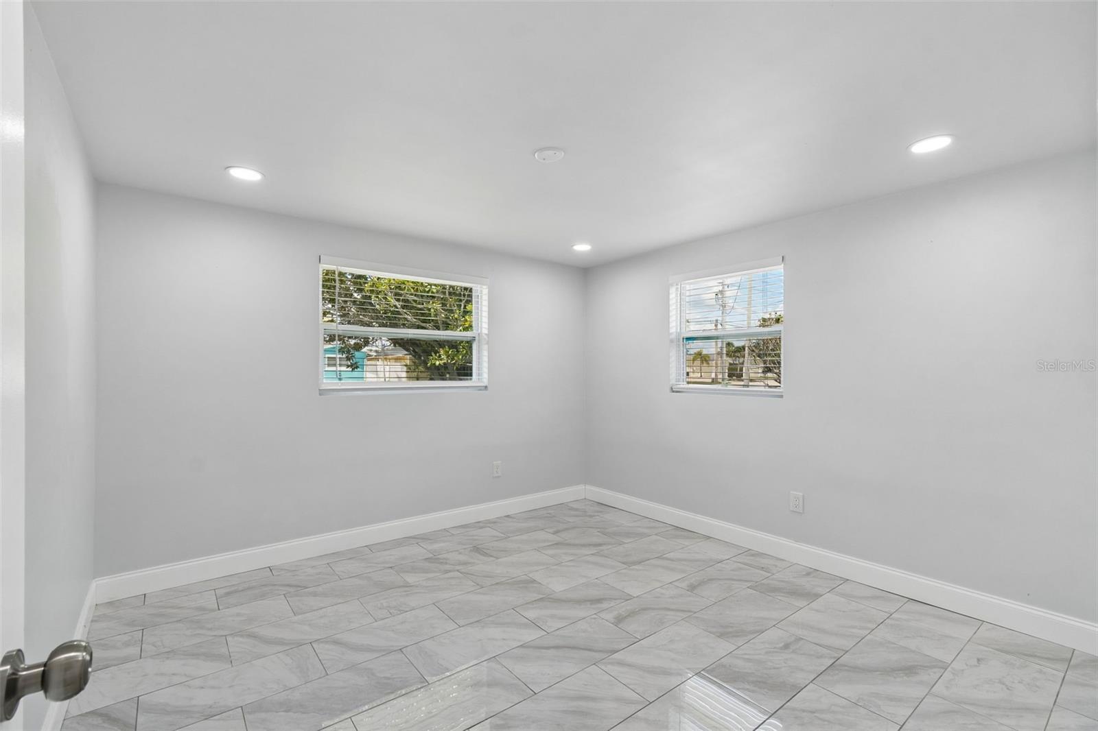 4234 FLORAMAR TER — photo 34