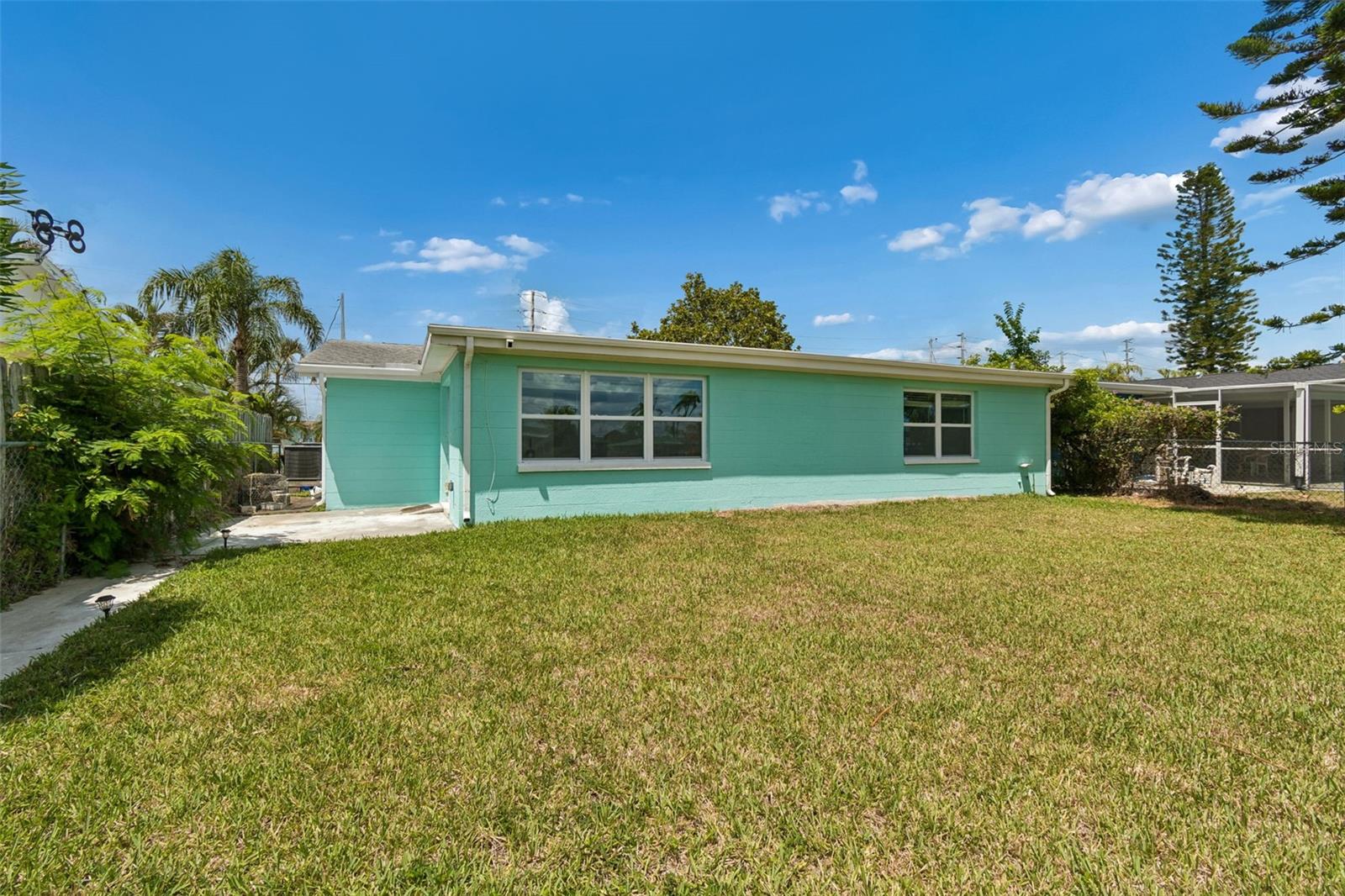 4234 FLORAMAR TER — photo 46
